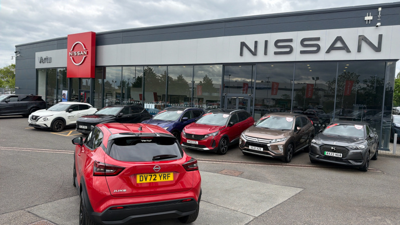 Nissan Juke 1.0 DiG-T 114 N-Connecta 5dr Petrol Hatchback